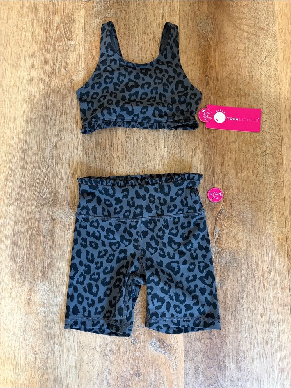 Yogalicious Girls Black Charcoal Leopard Ruffle Hem Yoga Active Set Small 7/8